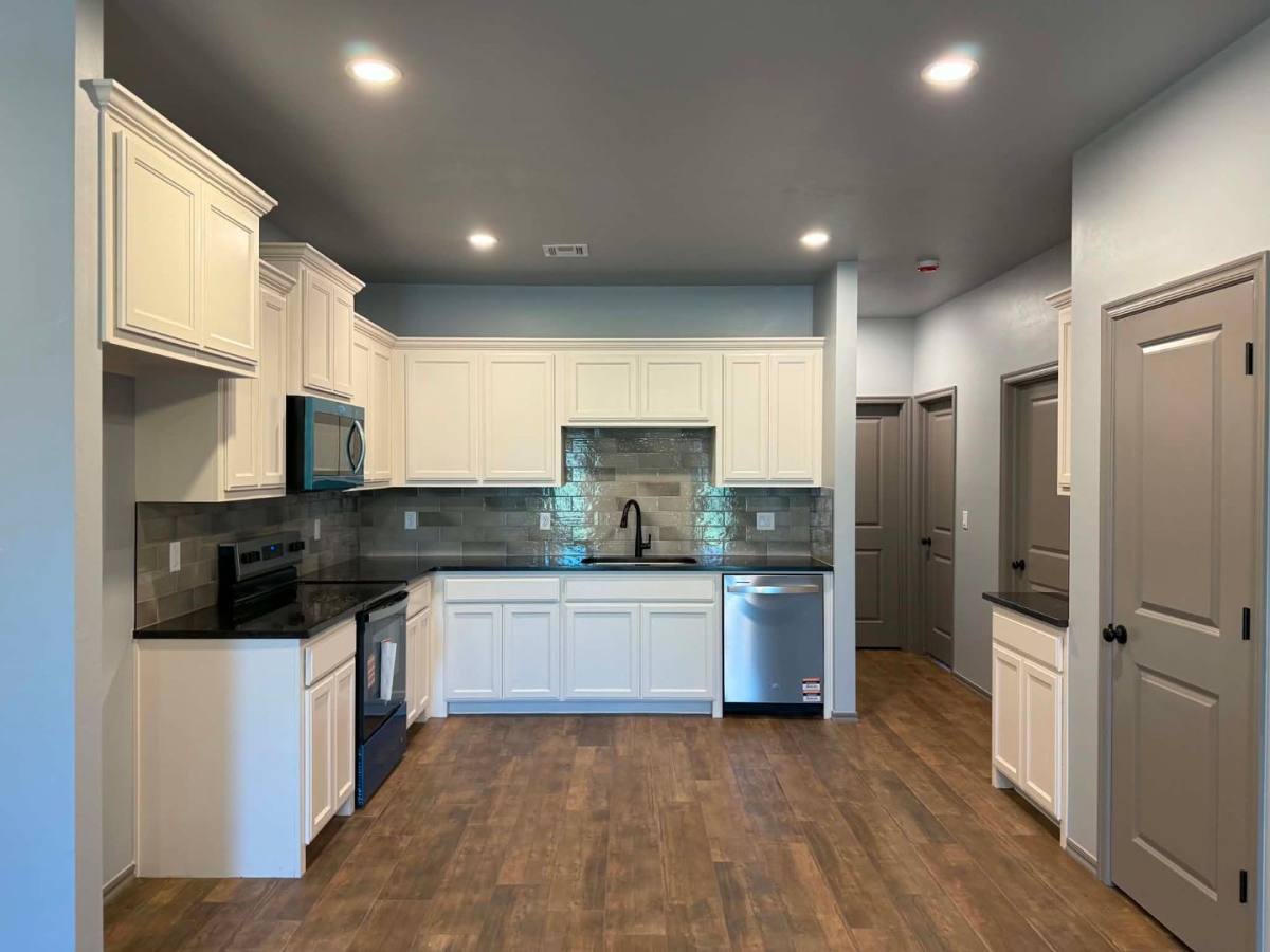 29168 Osage Hills Dr, McLoud, OK 74851 - House for Rent - Image 3