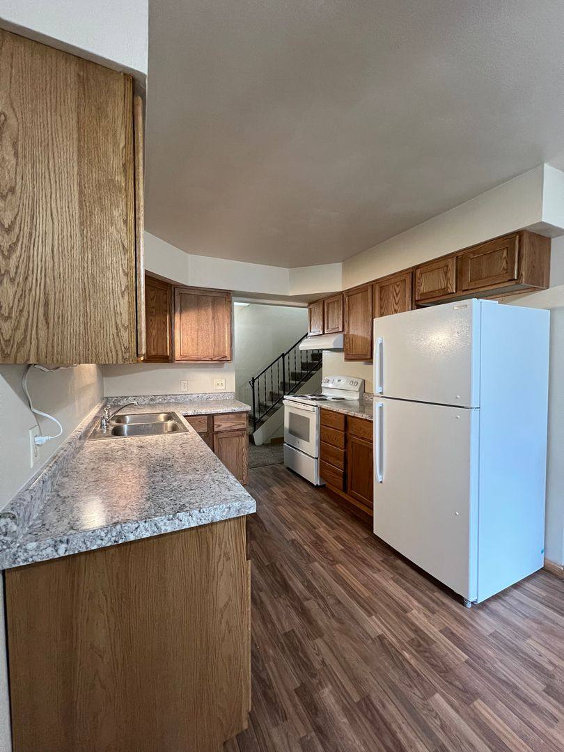2800 Maple Dr, Plover, WI 54467 - Apartment for Rent - Image 5