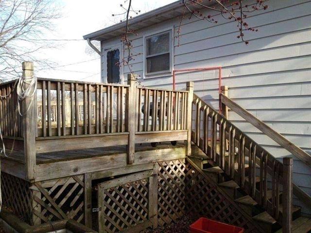 House for rent at 515 1/2 W Howe St, Bloomington, IN 47403