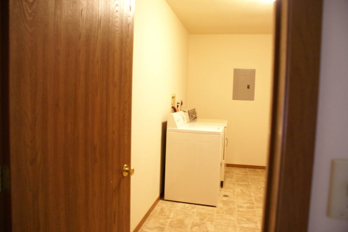 3104 Ross Ave, Schofield, WI 54476 - Apartment for Rent - Image 2