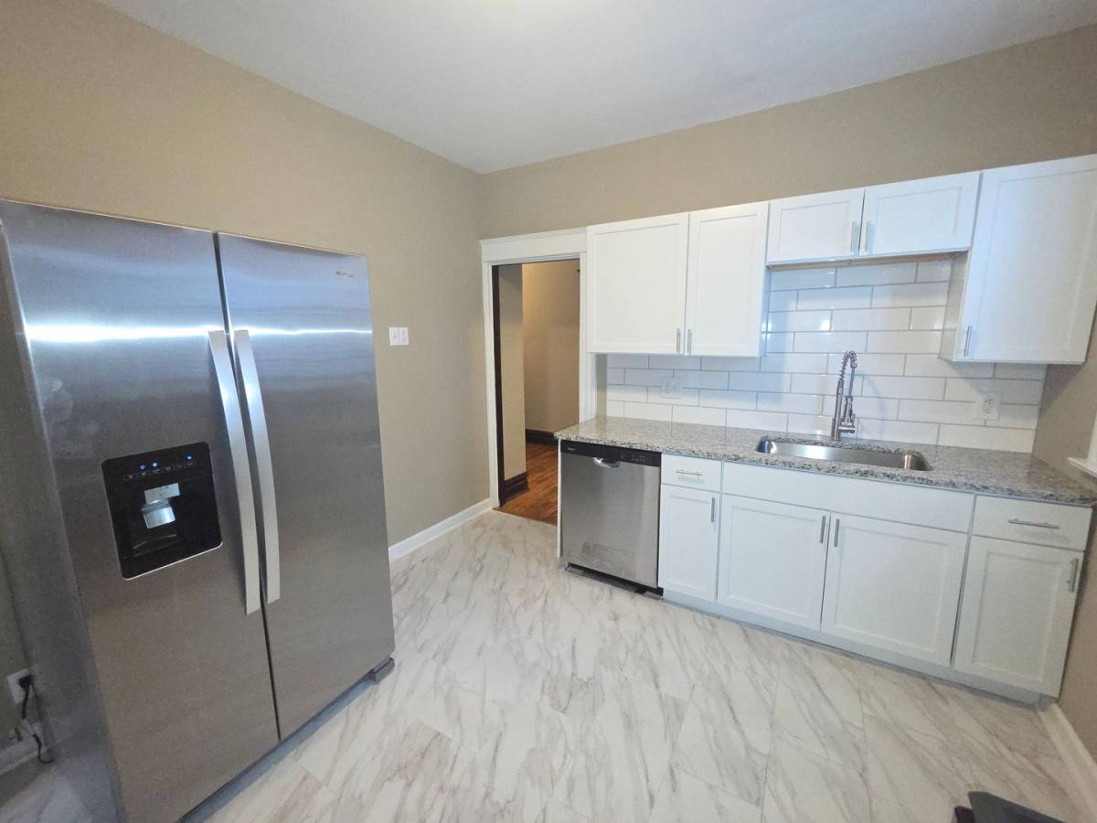Apartment for rent at 4220 Shaw Blvd, St. Louis, MO 63110