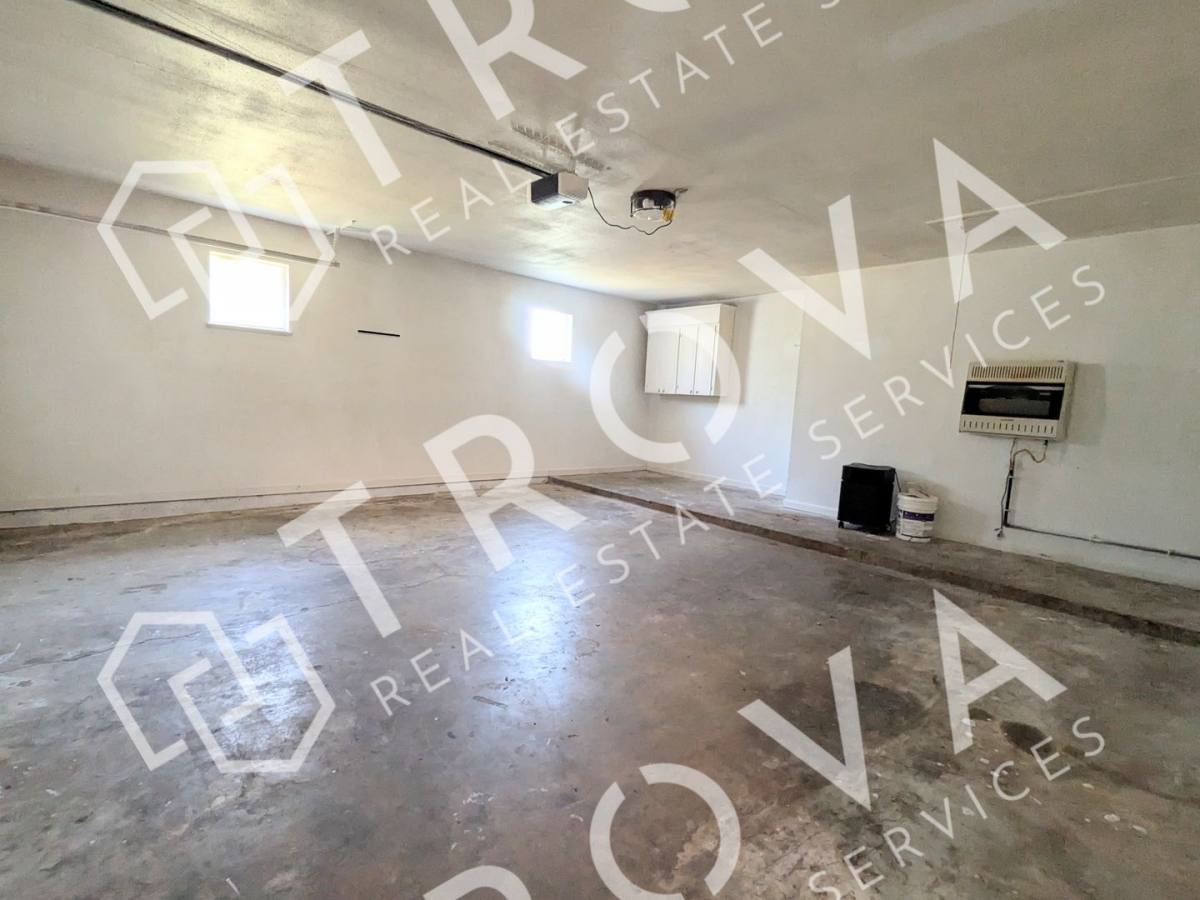 4203 Airline Dr, Texarkana, TX 75503 - House for Rent - Image 2