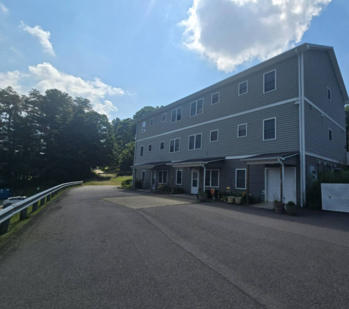 Apartment for rent at 337 Academy St, Jefferson, NC 28640