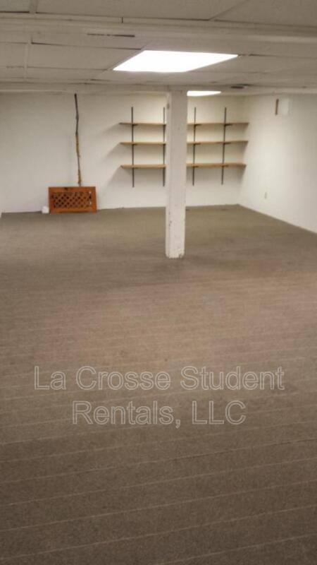 Apartment for rent at 904 Vine St, La Crosse, WI 54601