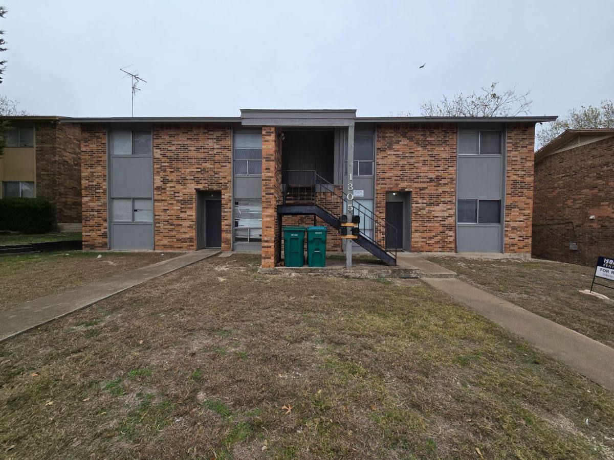 Apartment for rent at 1305 Indian Trail #D, Harker Heights, TX 76548