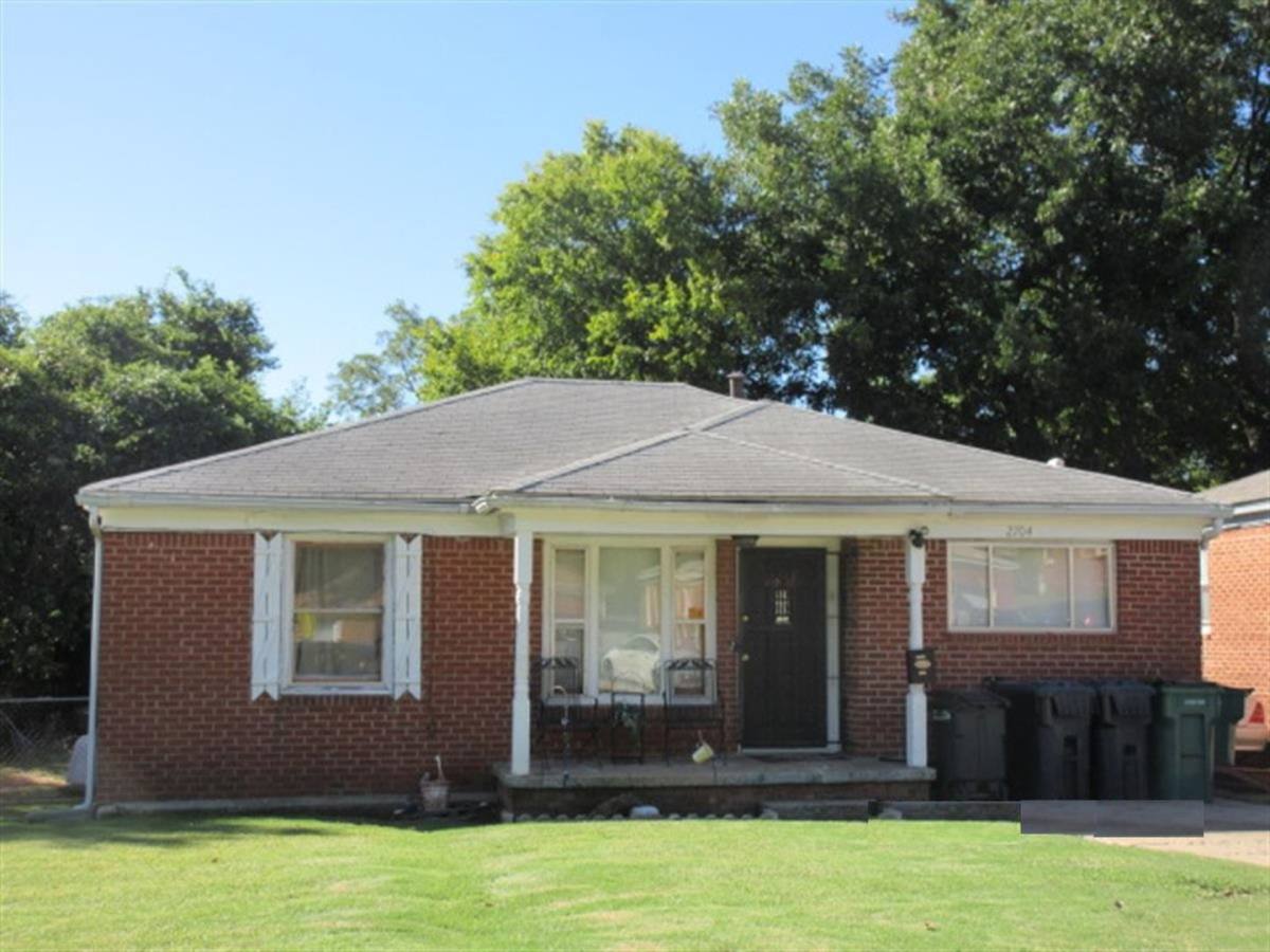 House for rent at 2704 NE 18th St, Oklahoma City, OK 73111