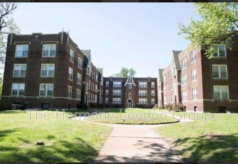 Apartment for rent at 3300-3308 Russell Blvd #3308-A, St. Louis, MO 63104