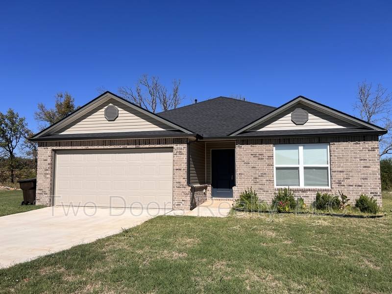 House for rent at 13361 Mulberry Circle, McLoud, OK 74851