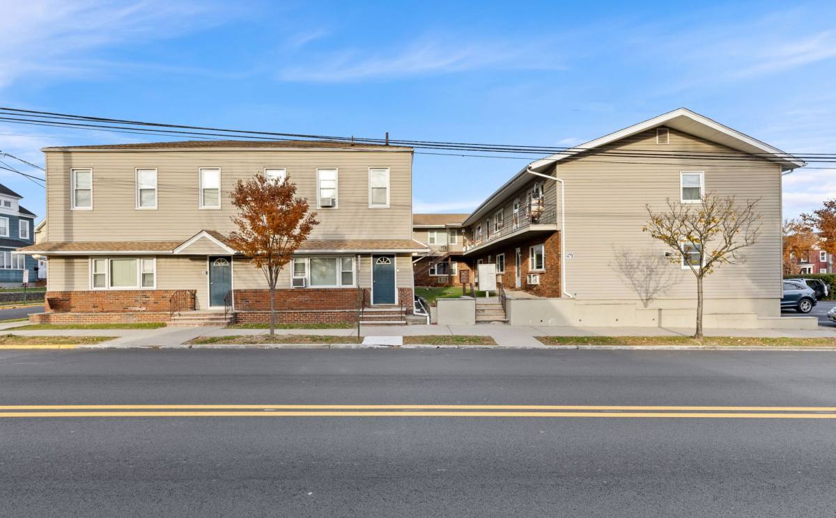 Apartment for rent at 479-485 Hoboken Rd, Carlstadt, NJ 07072