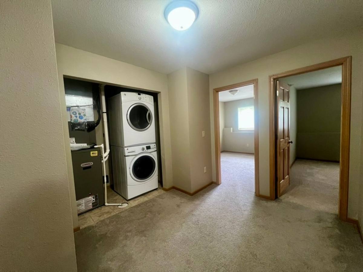 202 James Ave, Mankato, MN 56001 - Apartment for Rent - Image 10
