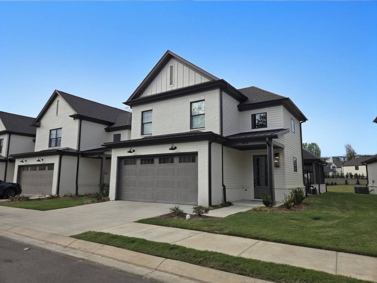 Townhouse for rent at 409 Stillwater Lane, Oxford, MS 38655