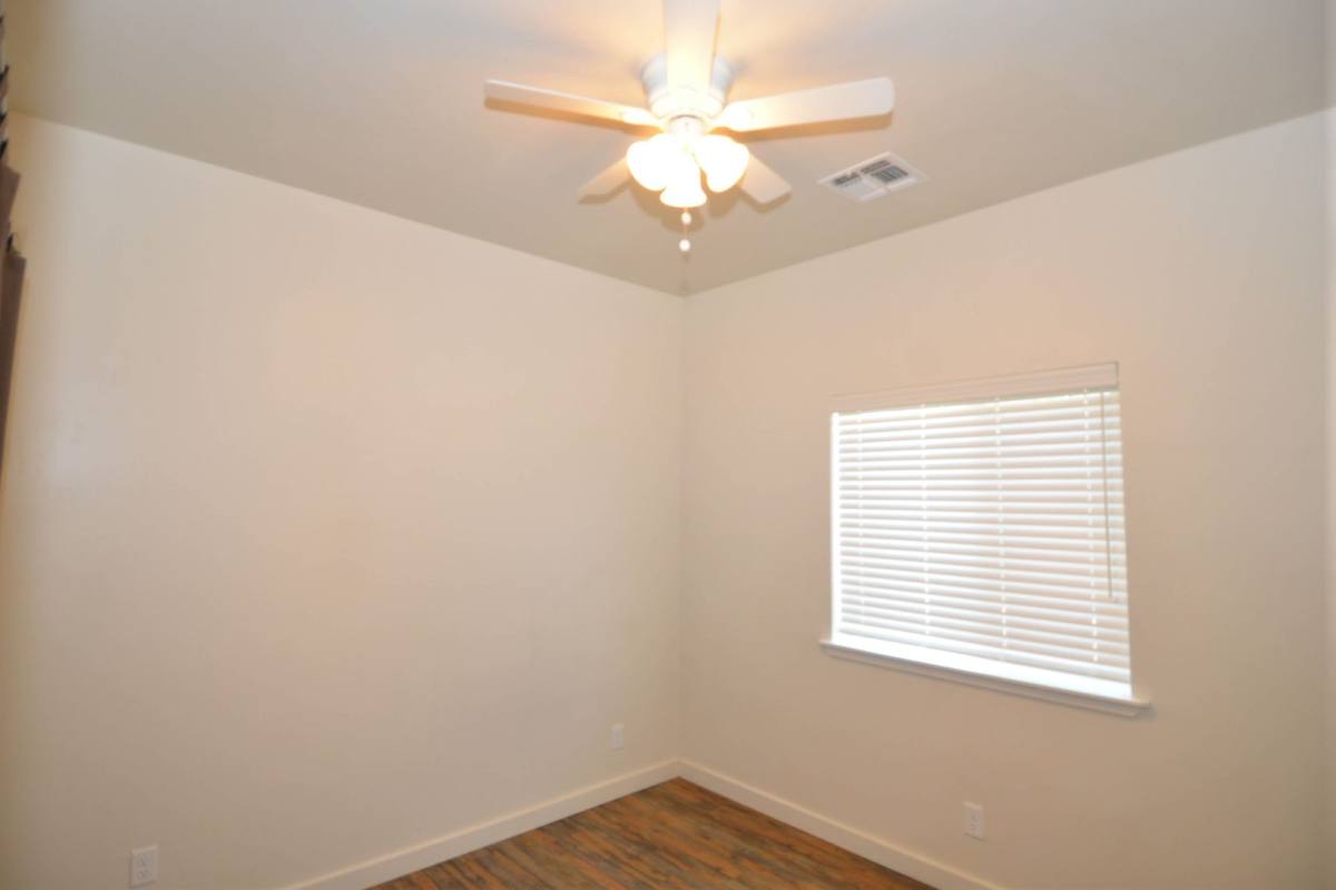 2511 N W St, Flagstaff, AZ 86004 - Apartment for Rent - Image 5