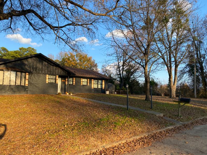 204 Arroyo, Texarkana, TX 75503 - House for Rent - Image 2