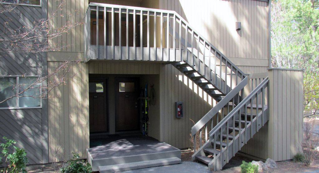 Condo for rent at 19717 Mount Bachelor Dr #132, Bend, OR 97702