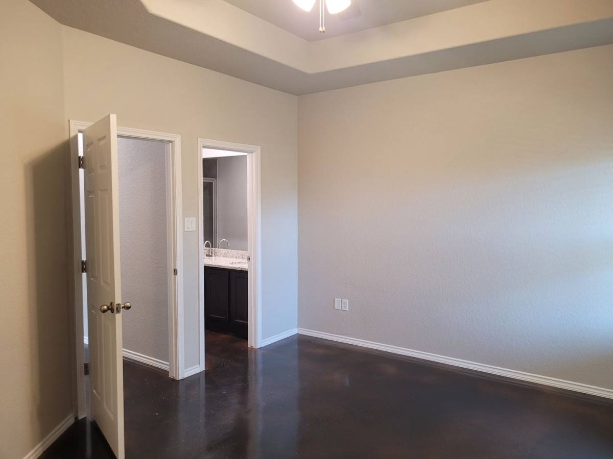 1106 Burek Cross, Seguin, TX 78155 - Townhouse for Rent - Image 9