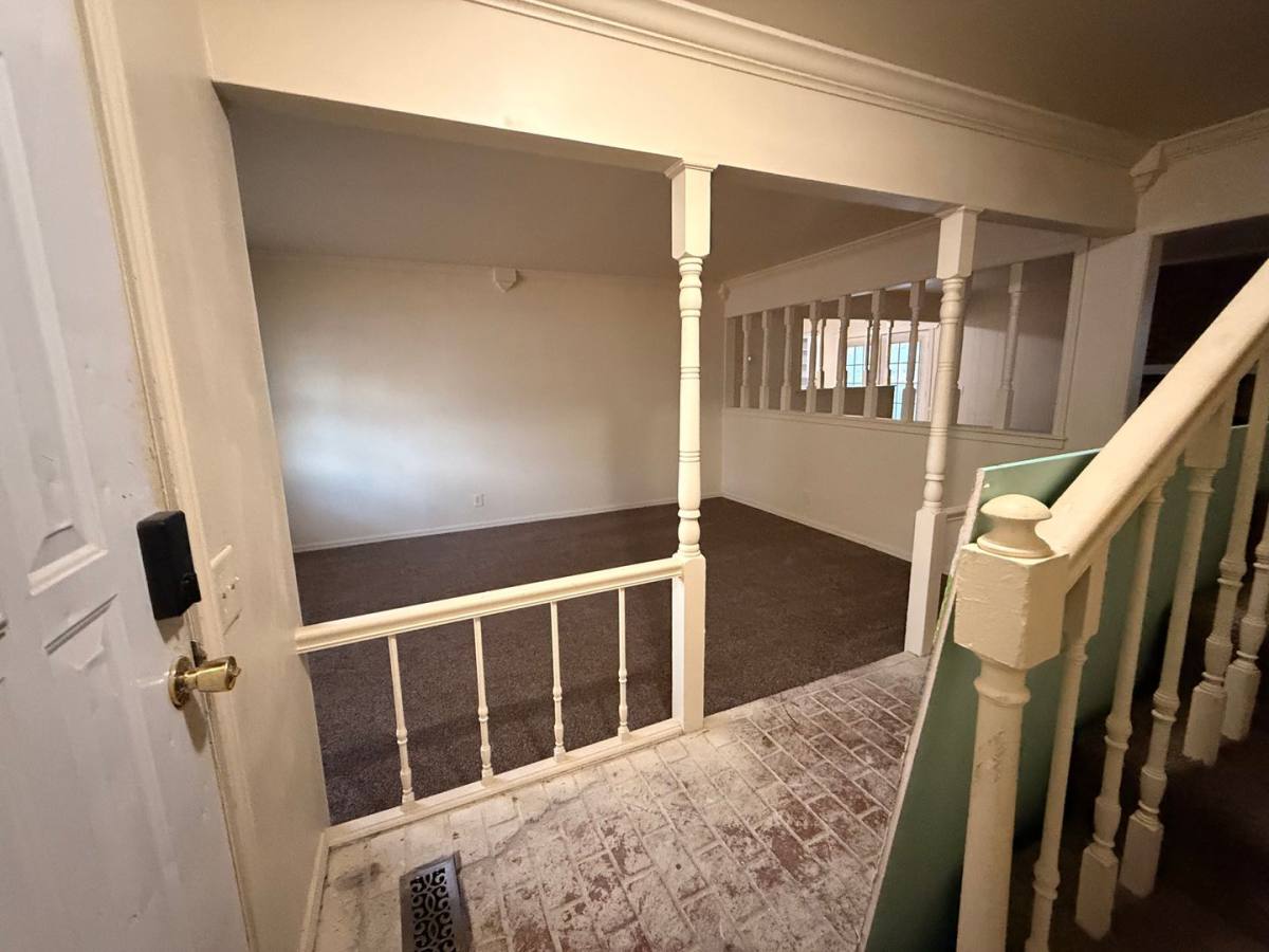 House for rent at 10651 E 18th Place, Tulsa, OK 74128