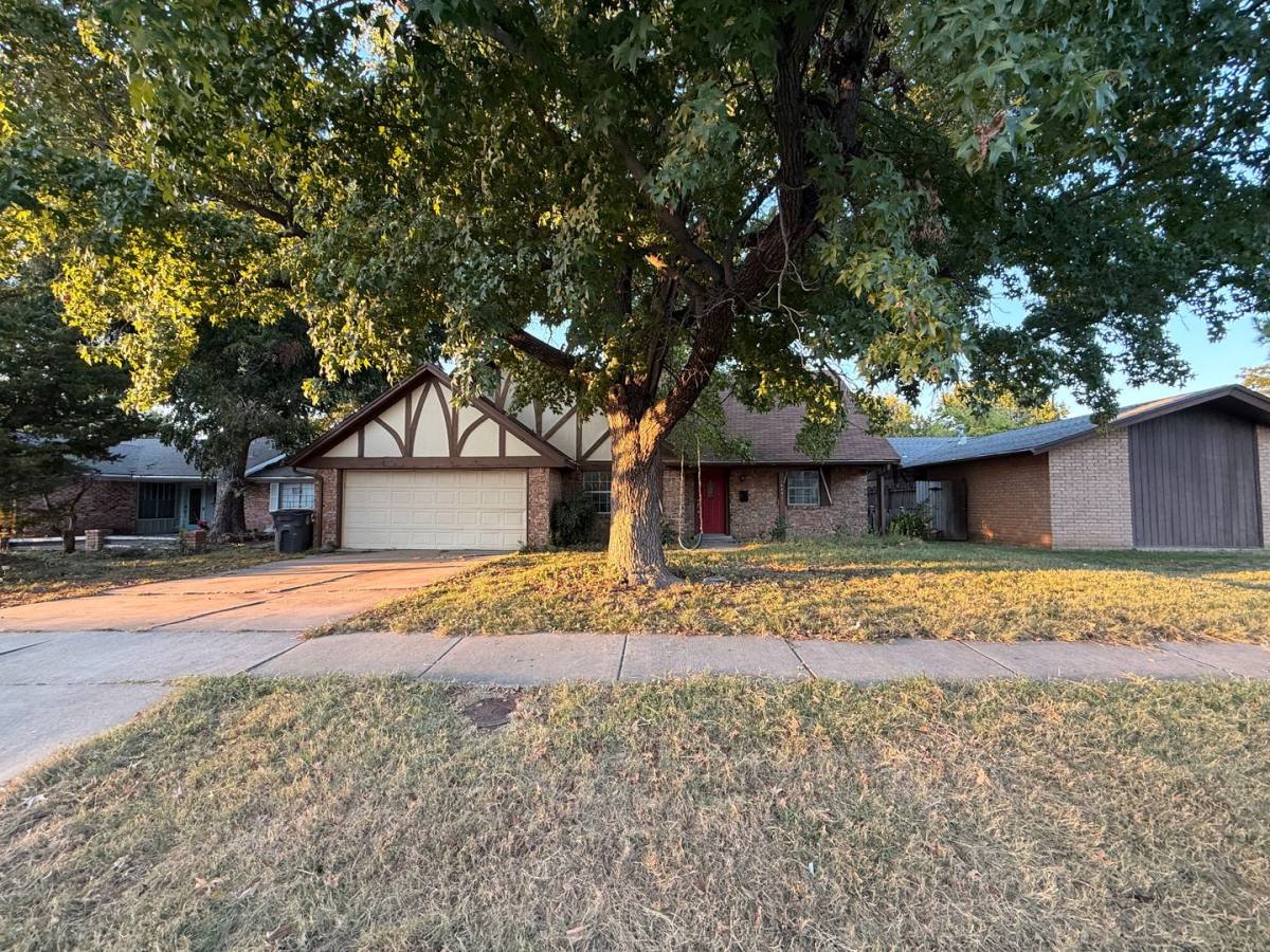 House for rent at 10651 E 18th Place, Tulsa, OK 74128