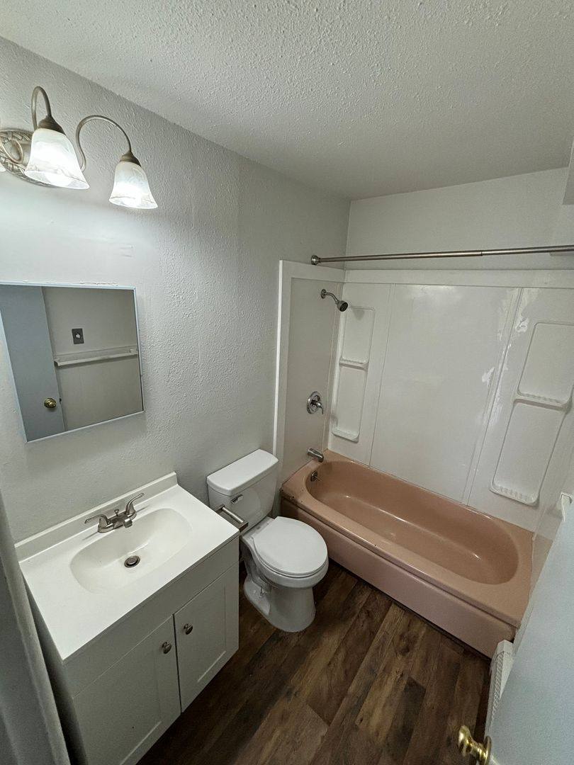 1002 Cushman St, Fairbanks, AK 99701 - Apartment for Rent - Image 9
