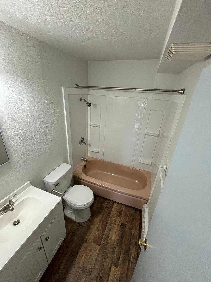 1002 Cushman St, Fairbanks, AK 99701 - Apartment for Rent - Image 5
