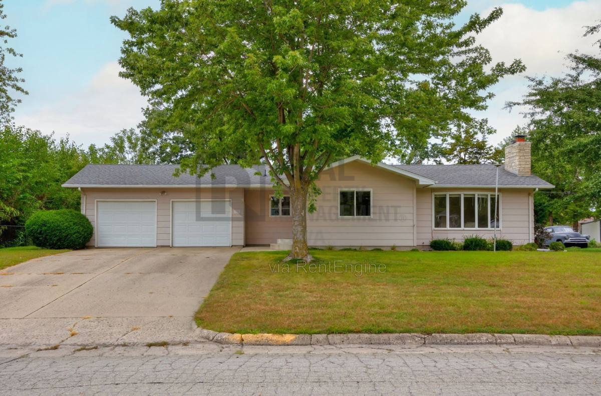 House for rent at 605 4th Ave, Slater, IA 50244