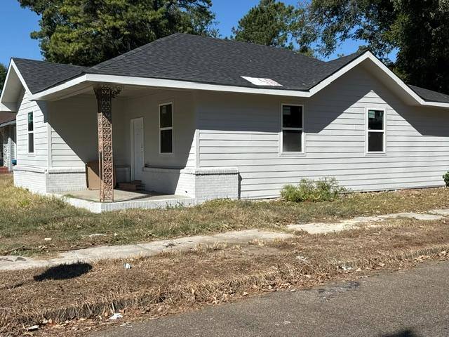 418 College Blvd, Grenada, MS 38901 - House for Rent
