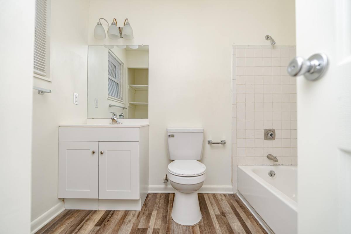 209 N Woodland Dr #22, Radcliff, KY 40160 - Apartment for Rent - Image 12