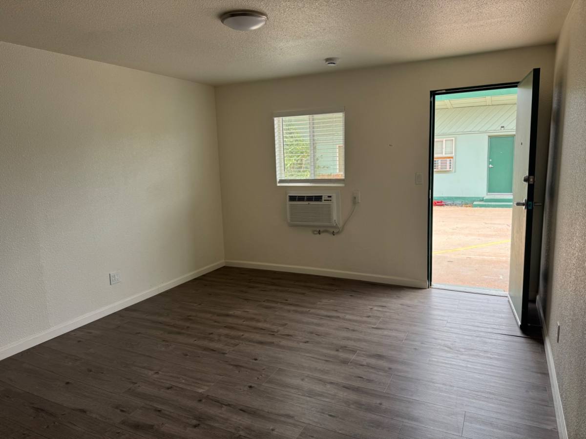912 W Second 7-20 #20, Winslow, AZ 86047 - Apartment for Rent - Image 3