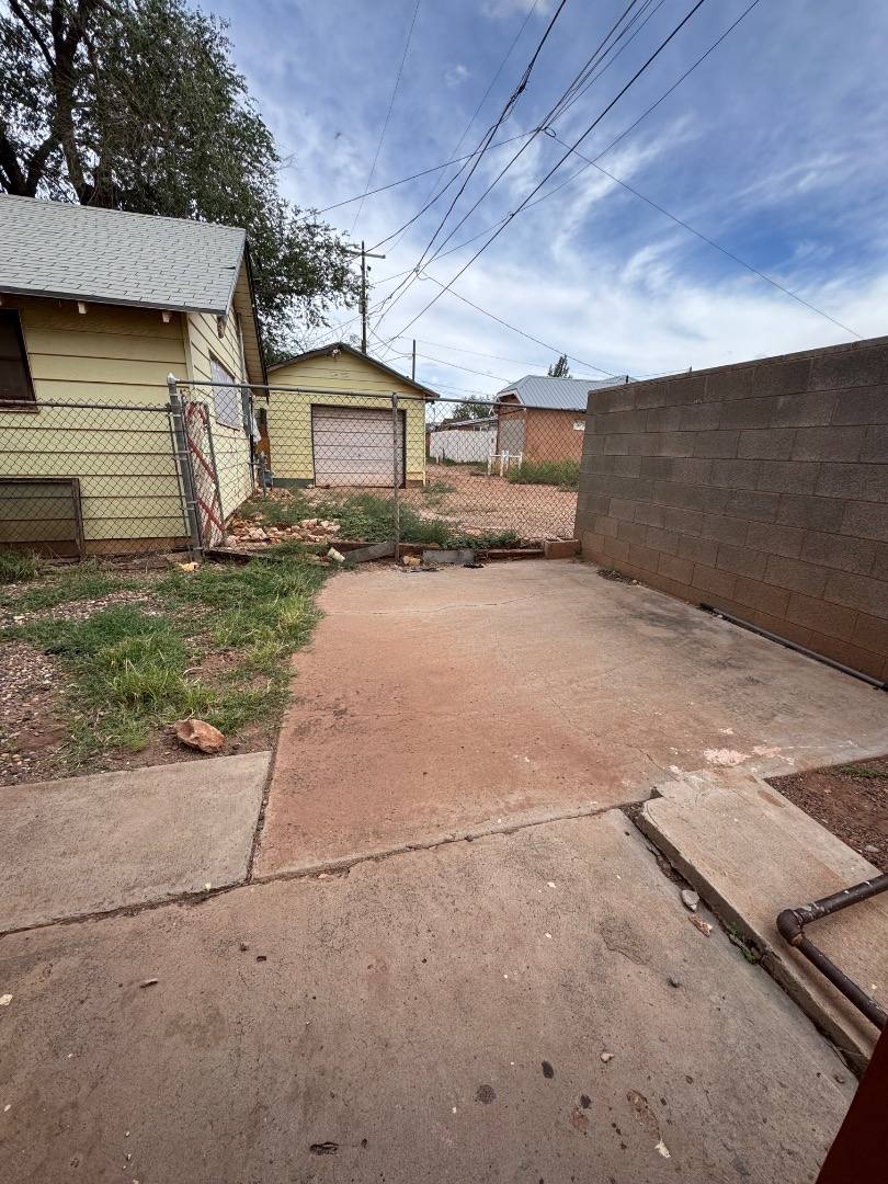 512 N Winslow #1, Winslow, AZ 86047 - Apartment for Rent - Image 11