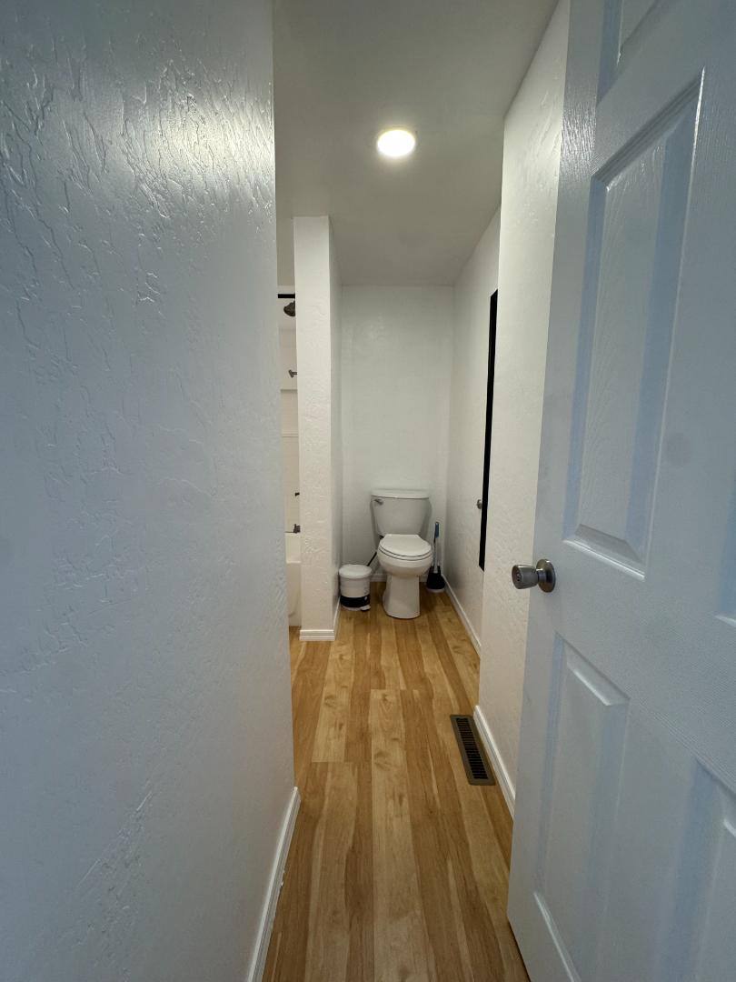 1702 Bushman, Space 4, Winslow, AZ 86047 - Apartment for Rent - Image 3