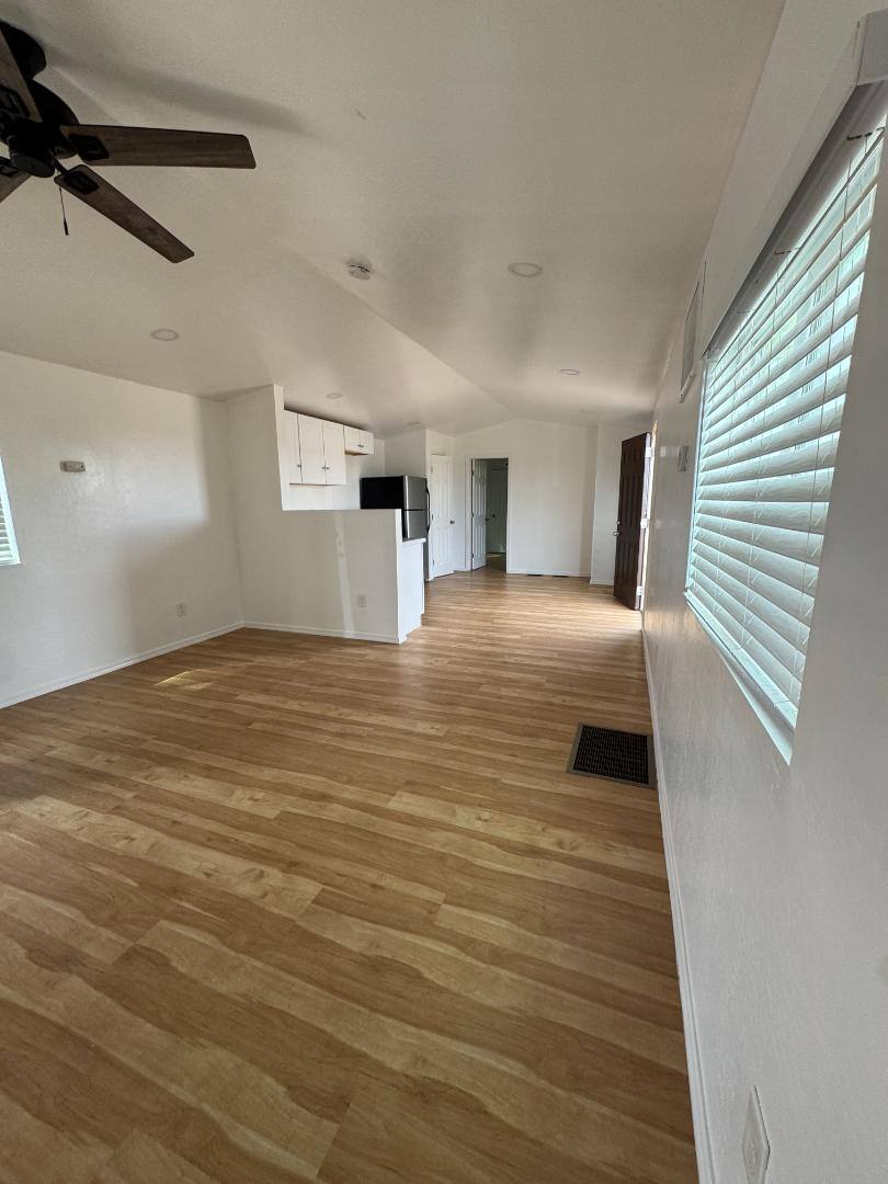1702 Bushman, Space 4, Winslow, AZ 86047 - Apartment for Rent - Image 6