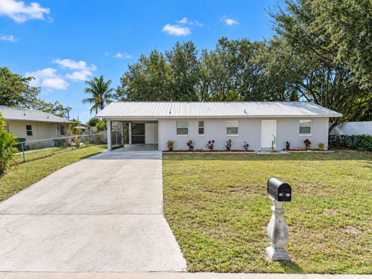 House for rent at 19 Arizona Rd, Lehigh Acres, FL 33936