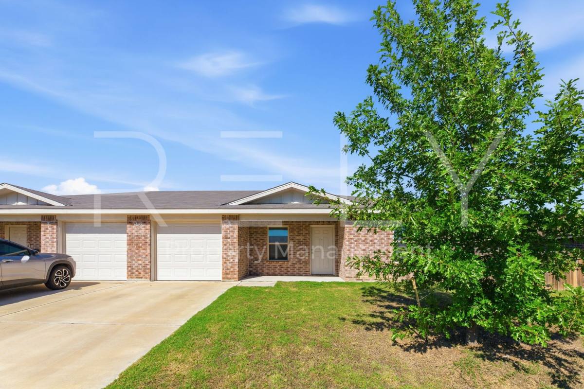 Apartment for rent at 1805 Emma Naylor Court, Harker Heights, TX 76548