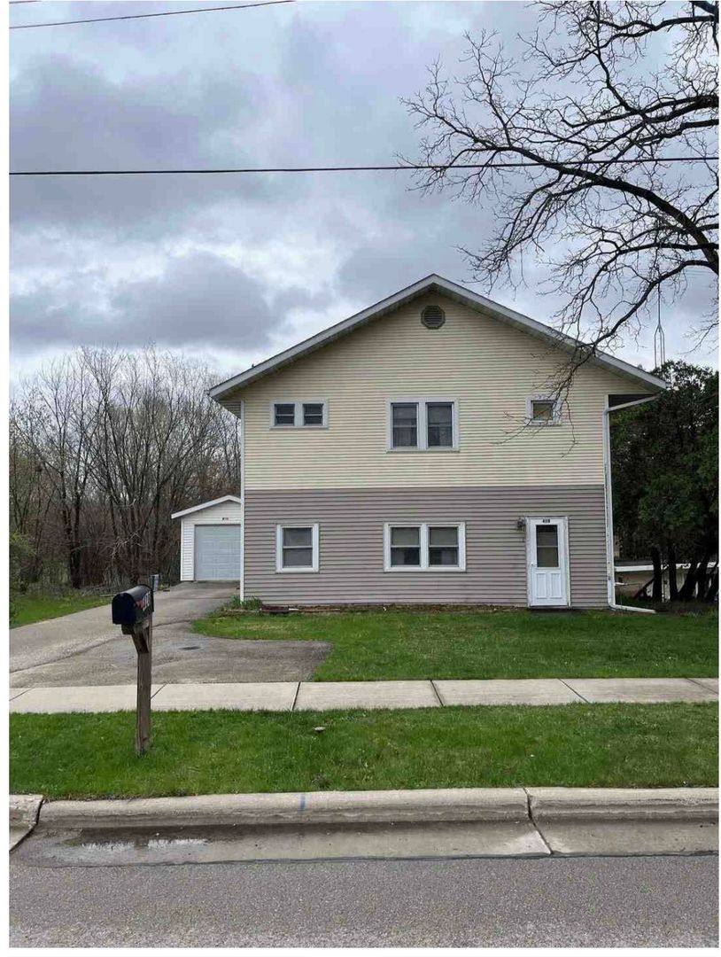 House for rent at 428 Commonwealth St, Fort Atkinson, WI 53538