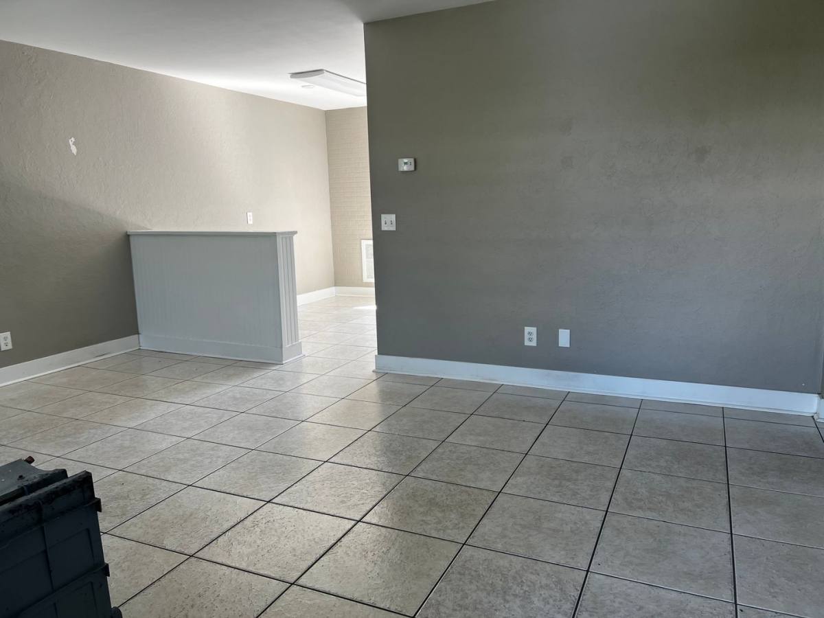 Apartment for rent at 4920 York St, Cape Coral, FL 33904