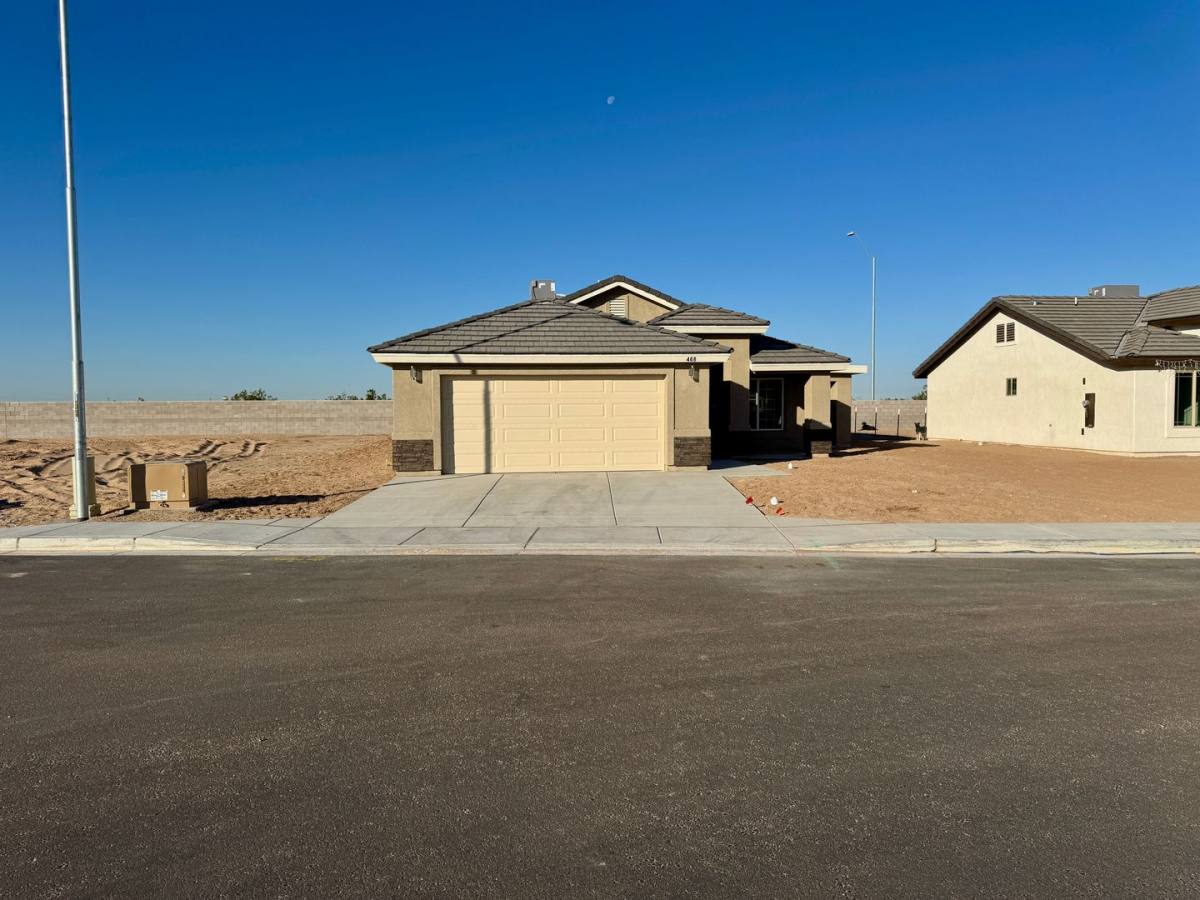House for rent at 468 S Emmanuel Ave, San Luis, AZ 85336
