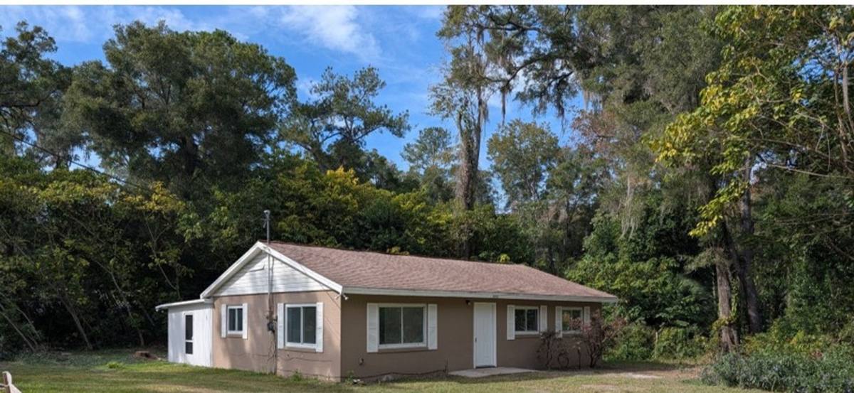 House for rent at 2013 NW 40th St, Ocala, FL 34475
