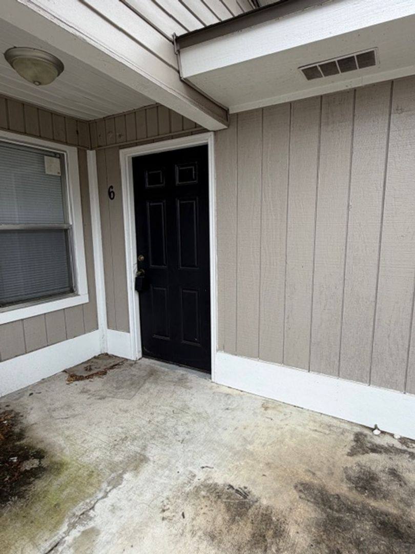 Apartment for rent at 713 Sally Mae St, Lake Charles, LA 70601