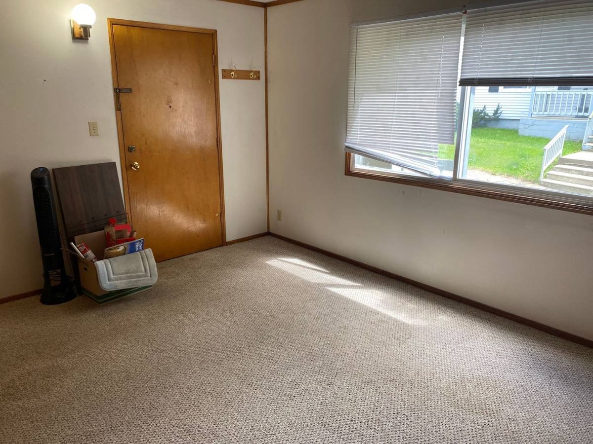 1602 N 3rd Ave, Wausau, WI 54401 - Apartment for Rent - Image 2