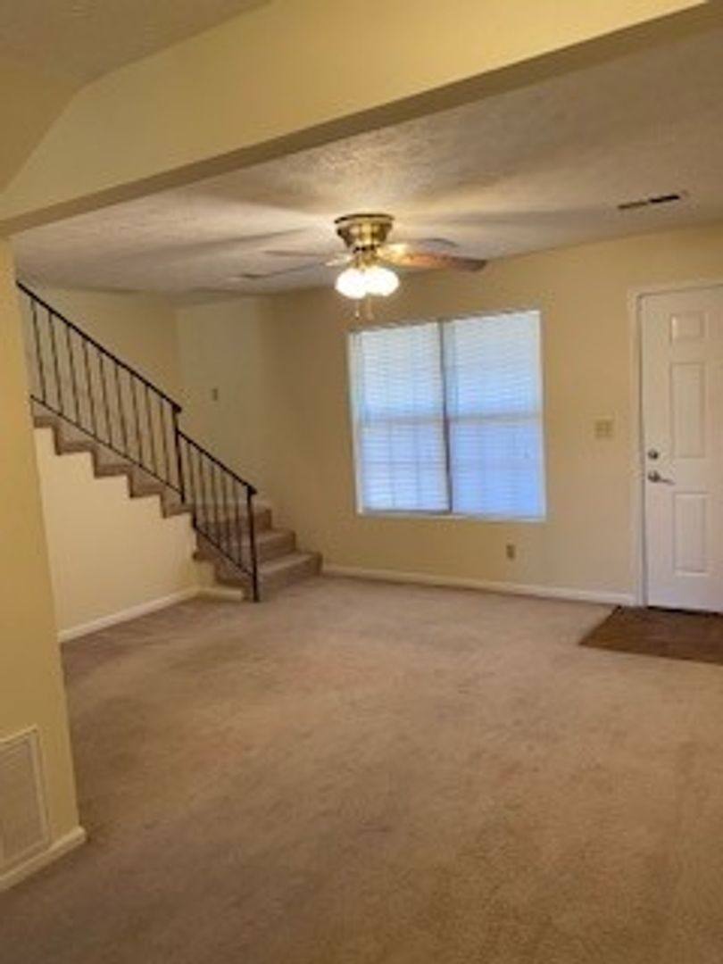 110 Quail Run Dr, Paducah, KY 42001 - Townhouse for Rent - Image 8