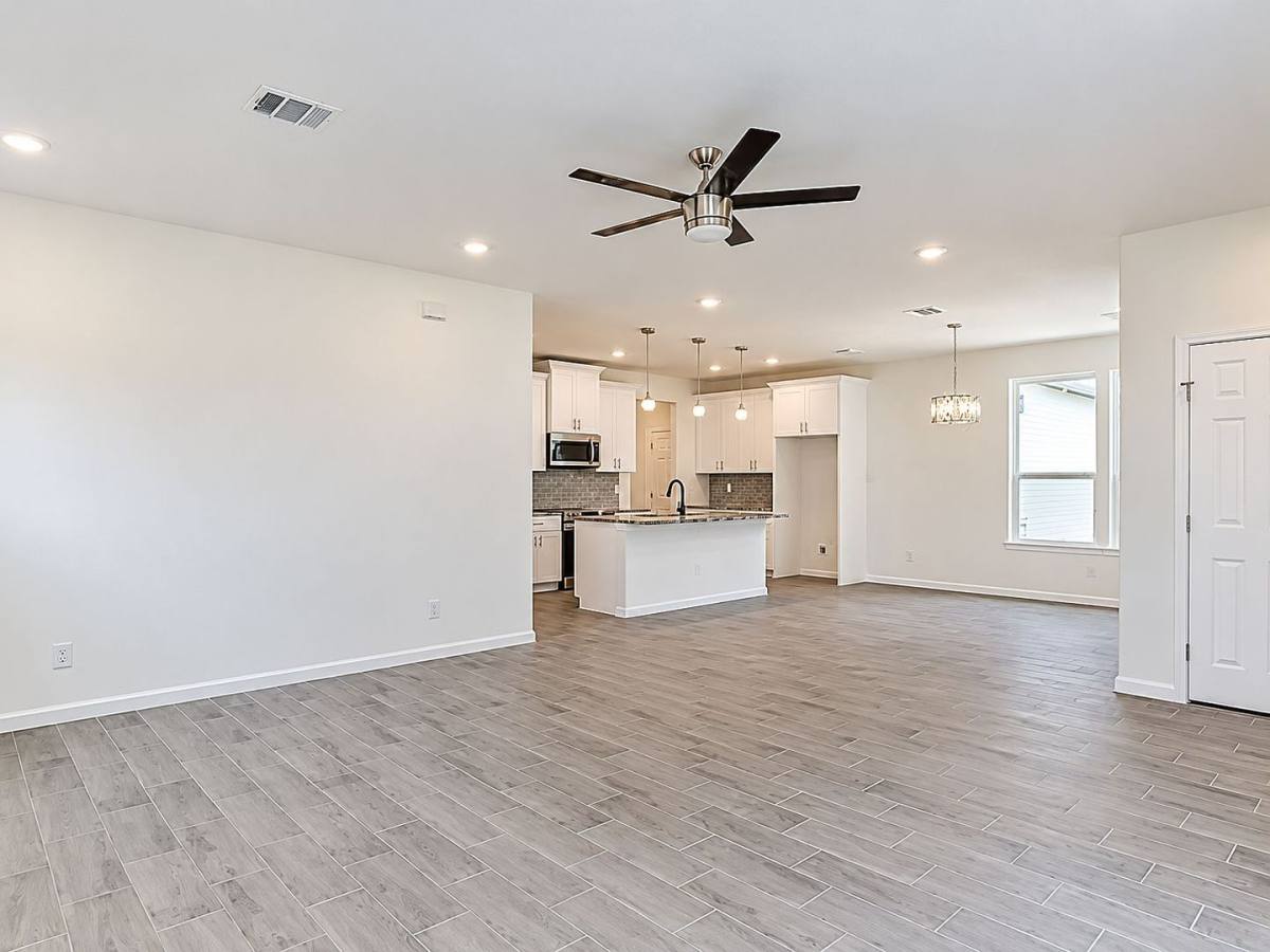 1583 Bonnyview Dr, Canyon Lake, TX 78133 - House for Rent - Image 5