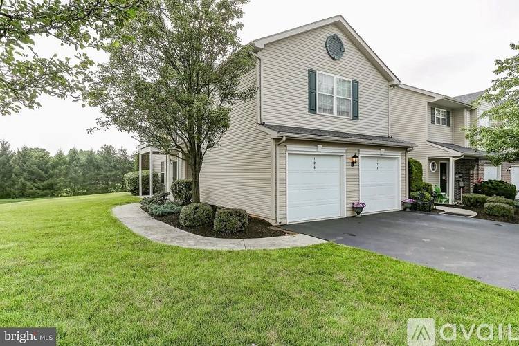 Condo for rent at 126 Sparrow Rd #1, Hummelstown, PA 17036