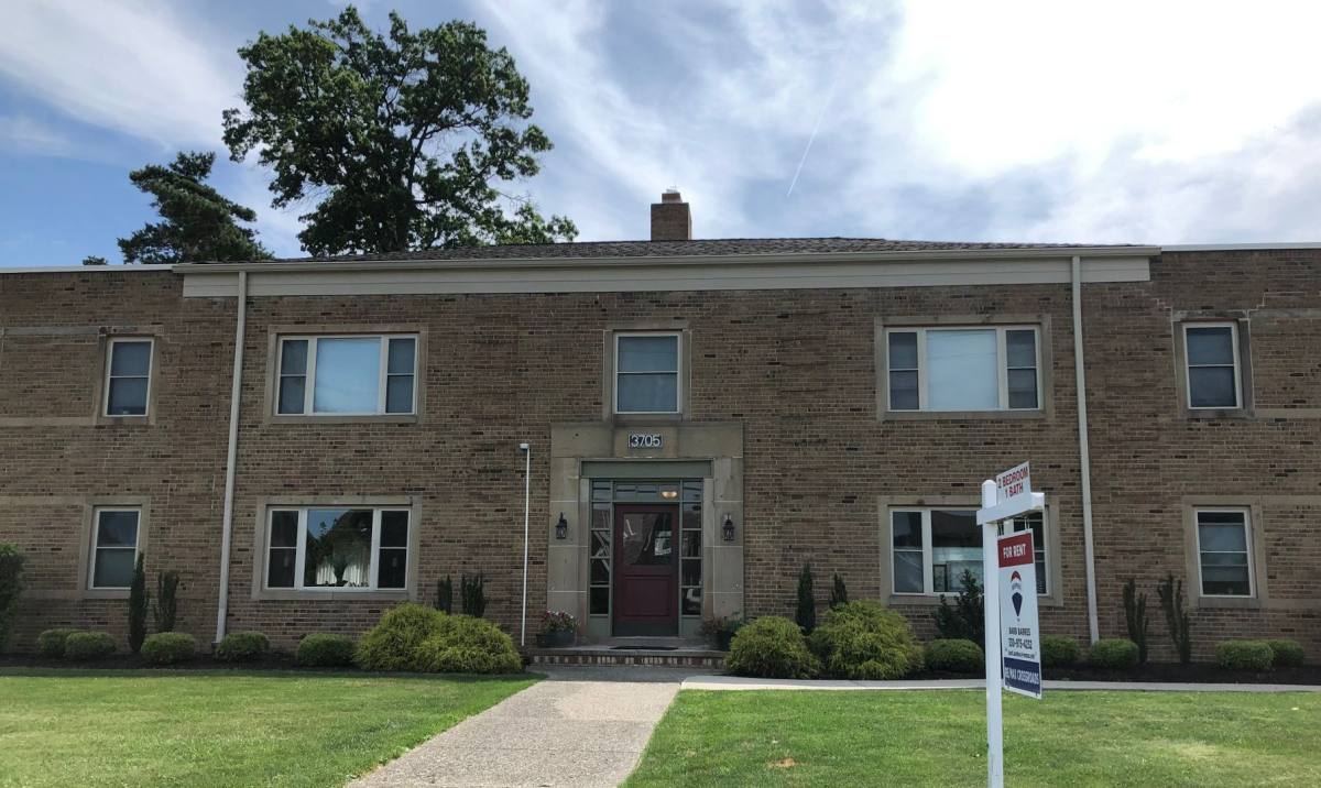 Apartment for rent at 3705 Rocky River Dr, Cleveland, OH 44111