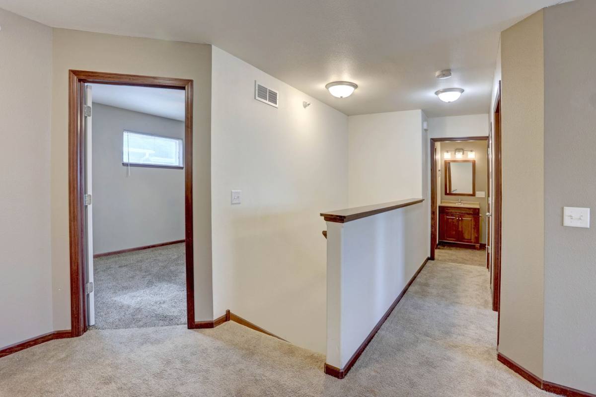 221 Partridge Path, Mankato, MN 56001 - Townhouse for Rent - Image 7