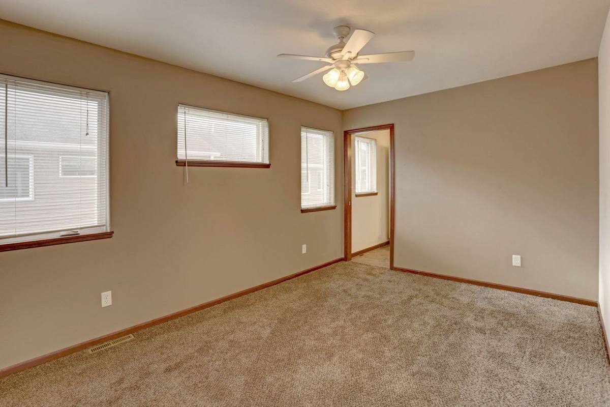 221 Partridge Path, Mankato, MN 56001 - Townhouse for Rent - Image 9