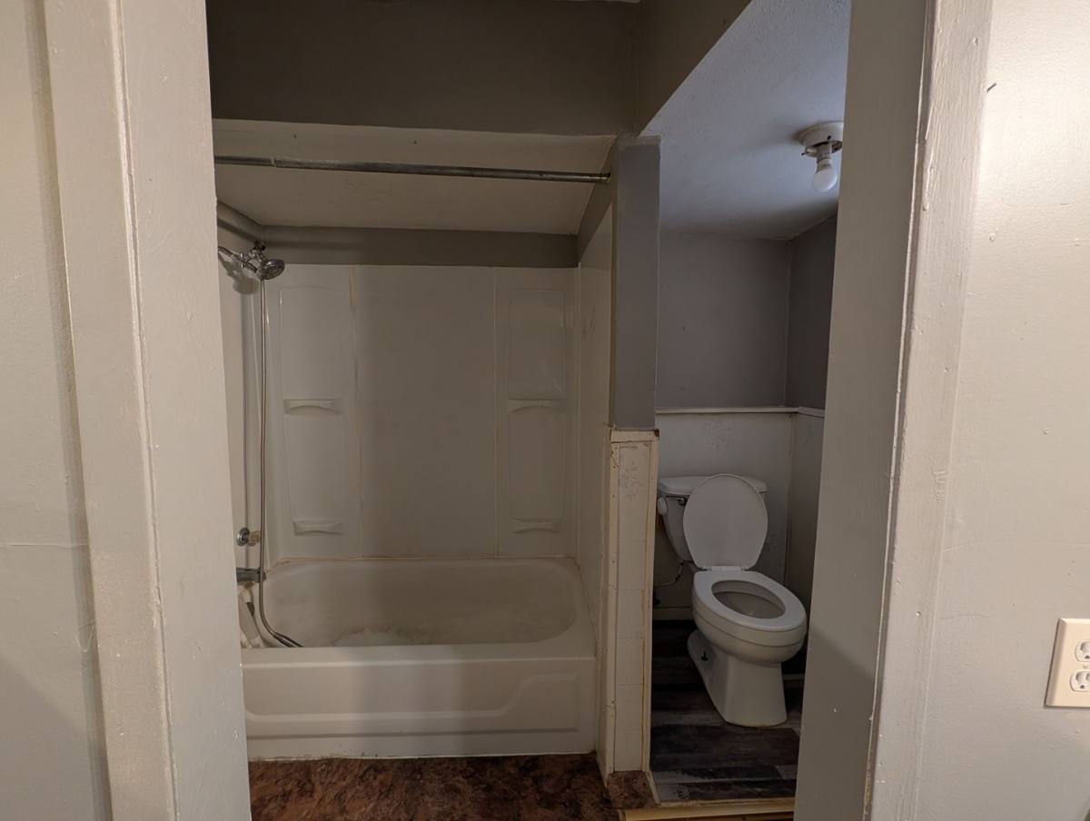88 Gazebo St #B, Huntsville, TX 77340 - House for Rent - Image 8