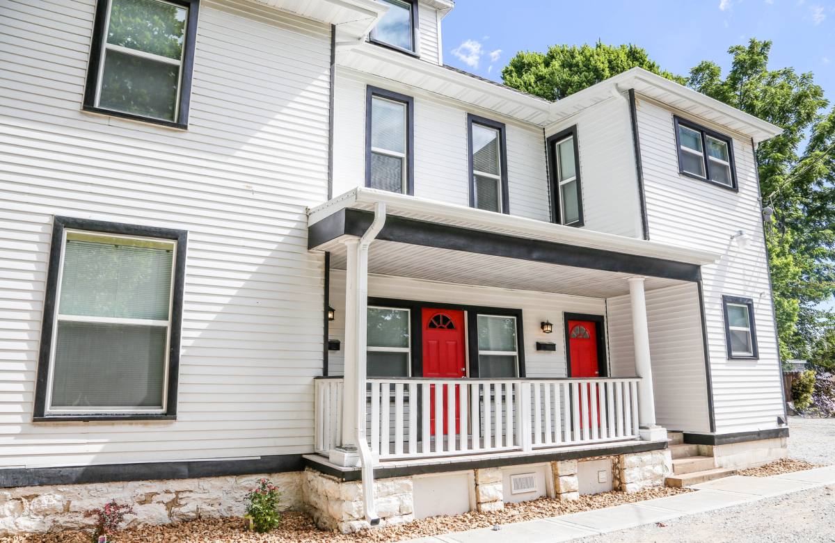 Apartment for rent at 512 S Main, Springfield, MO 65806
