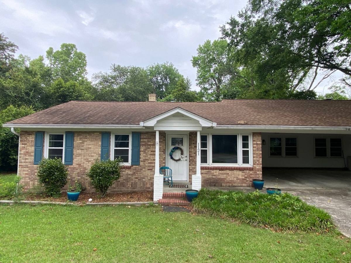 House for rent at 1121 S Kilbourne Rd, Columbia, SC 29205