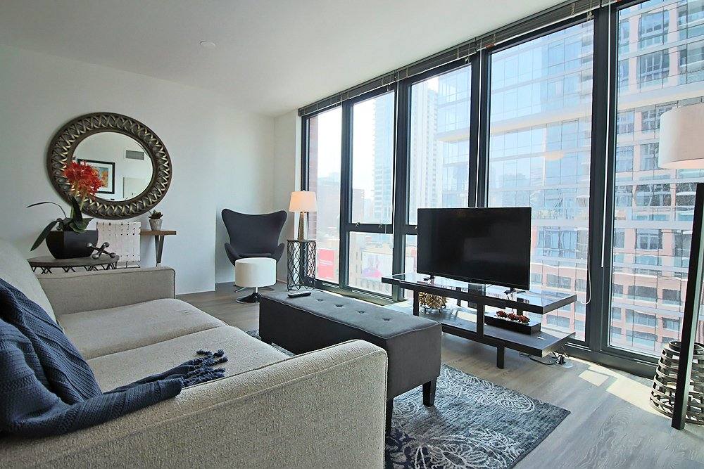 Apartment for rent at 618 N Wells St, Chicago, IL 60654