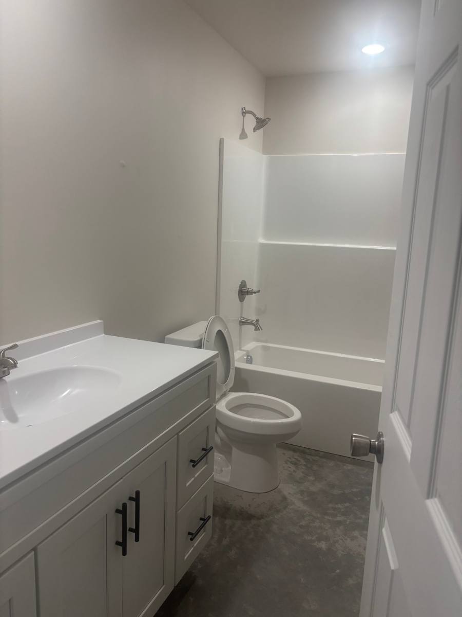114 Bluff Rd, South Unit, Carthage, TN 37030 - House for Rent - Image 6