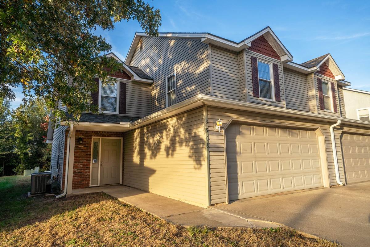 Townhouse for rent at 3506 W 24th St, Lawrence, KS 66047